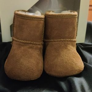 UGG Infant Chestnut